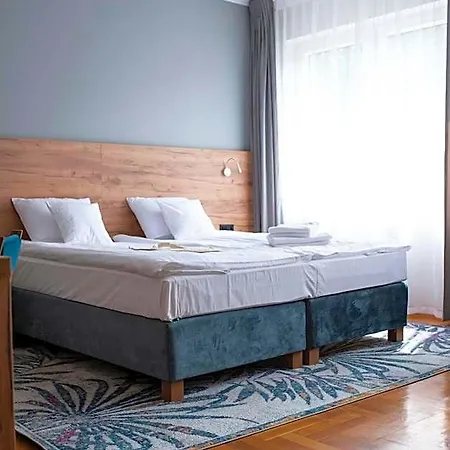 Ohana Space W Juracie Otel 4*