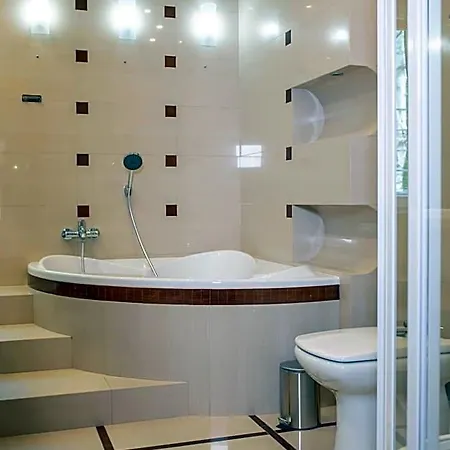 Otel Ohana Space W Juracie 4*